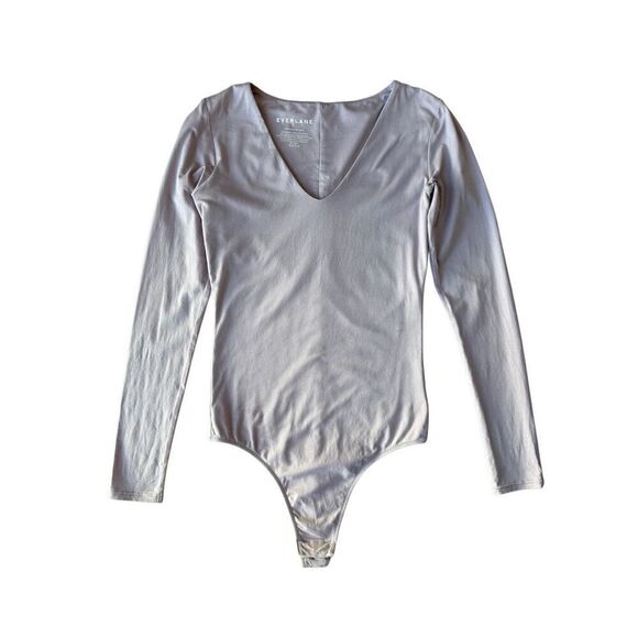 EVERLANE Supima Cotton Long-Sleeve V-Neck Bodysuit T-Shirt In Dusty Lavender - Picture 7 of 12